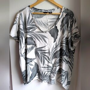 Tahari 100% Linen Tropical Leaf V-Neck Top Size 3X Light Grey Muted Green